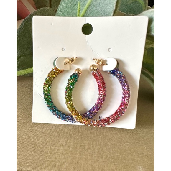 Gold tone multicolored hoop earrings - Picture 3 of 3